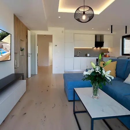 Modena Maris-heated Pool-grill-relax-jacuzzi Apartment Icici