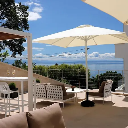 Apartment Modena Maris-heated Pool-grill-relax-jacuzzi *
