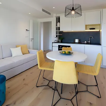 Modena Maris-heated Pool-grill-relax-jacuzzi Apartment *