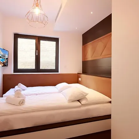 Apartment Modena Maris-heated Pool-grill-relax-jacuzzi Ičići