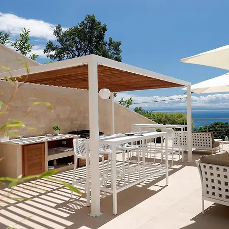 Modena Maris-heated Pool-grill-relax-jacuzzi Apartment Ičići